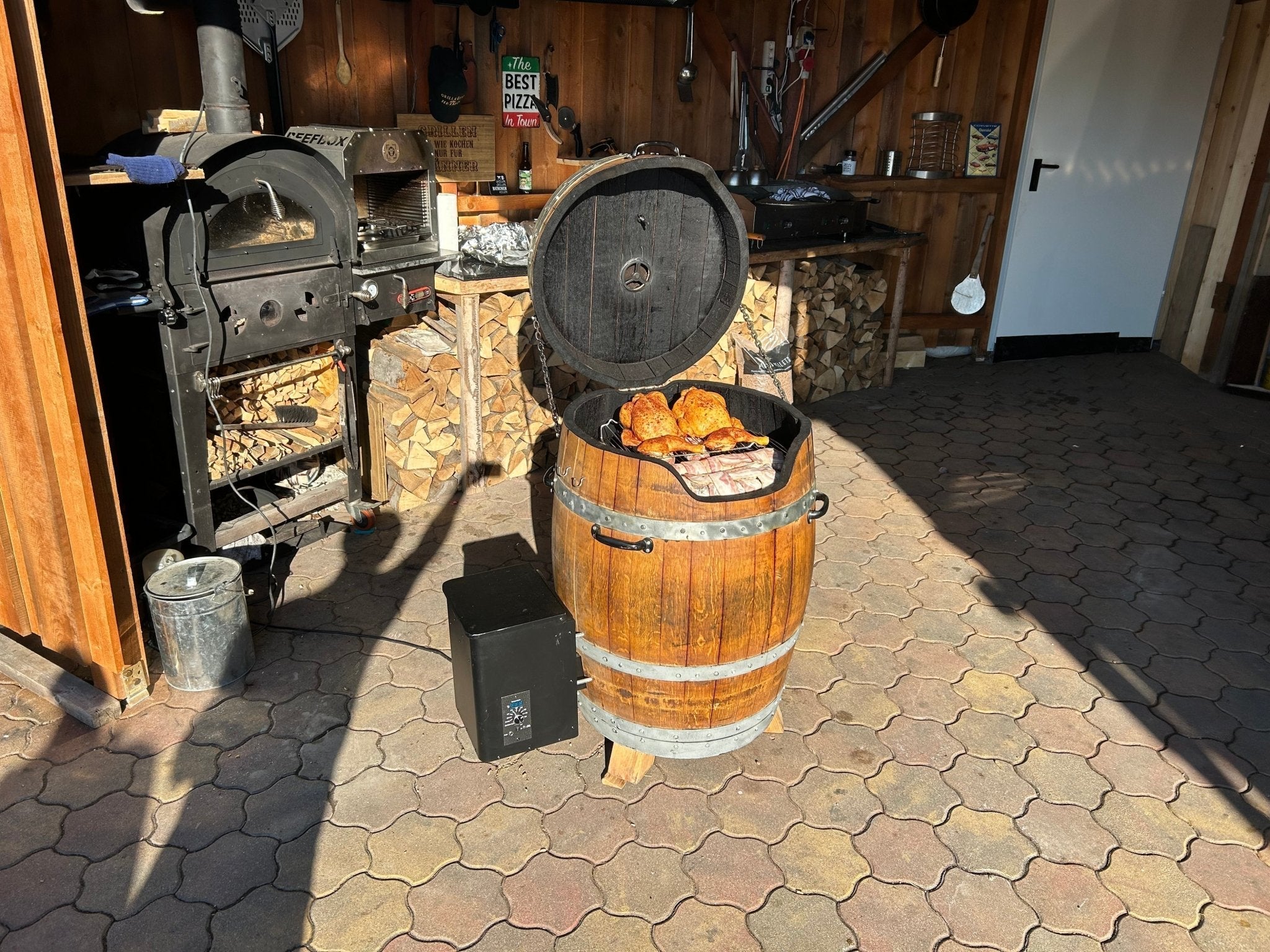 Perfekte Garzeiten und Temperaturen für klassische Smoker-Gerichte - smoking-barrels